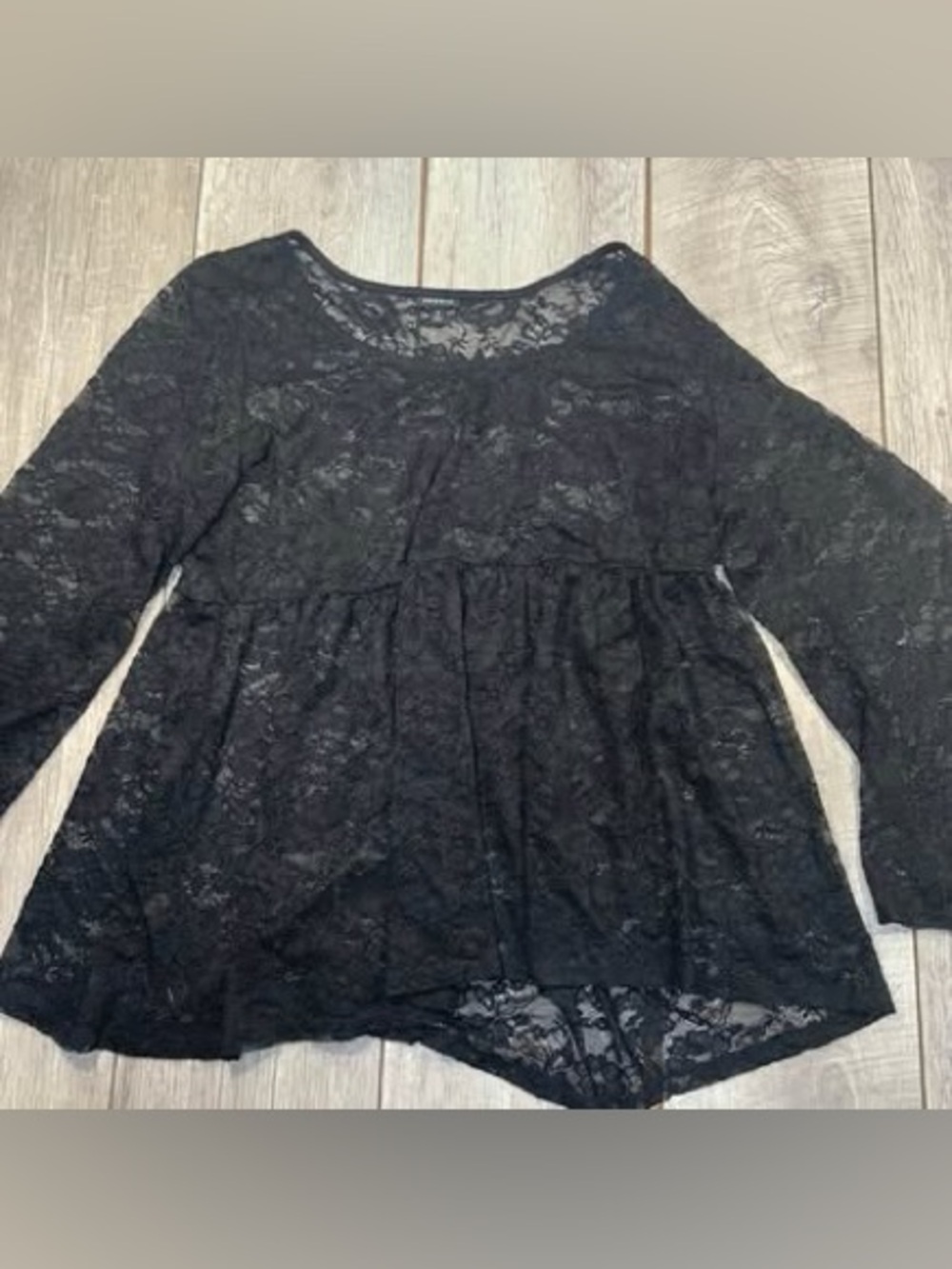 TORRID women’s 2xl lace black baby doll - bell style long sleeves